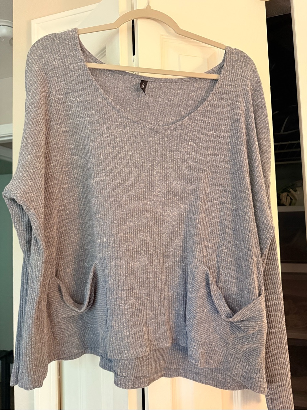 Cozy Ribbed Pocket Sweater - Light blue